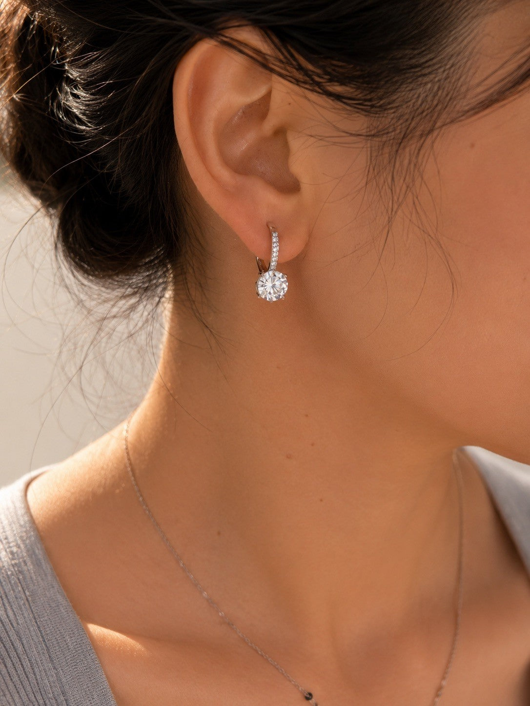 Sterling Silver Cubic Zirconia Round Lever Back Earring